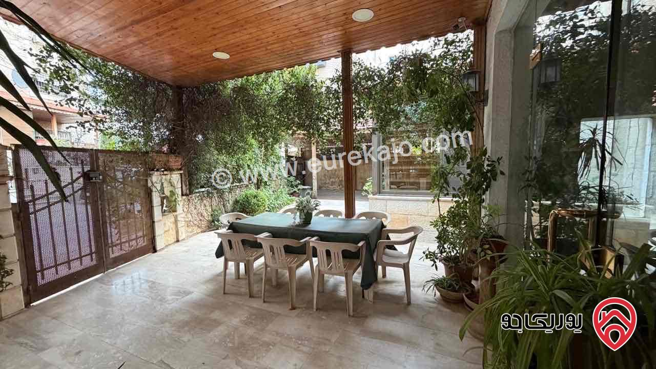 شقة ارضية مساحة 270م داخلي و 50م خارجي للبيع في عمان  - ام السماق