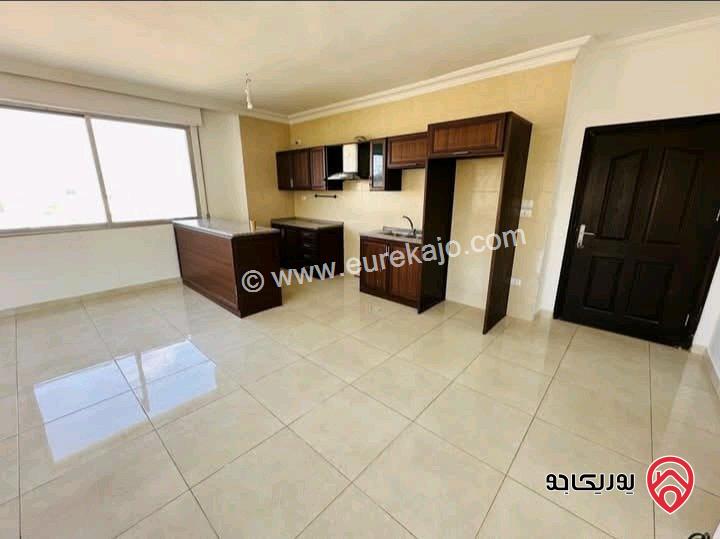 شقة فارغة طابق أرضي مساحة 120م للايجار في عمان - تلاع العلي شارع الجامعة 