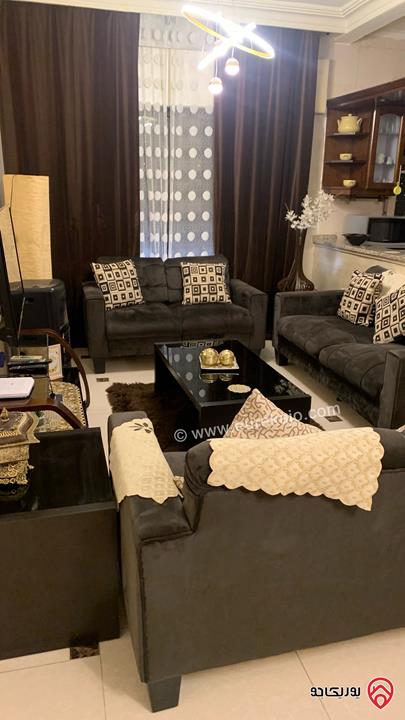 شقة مفروشة مساحة 90م طابق أول للإيجار في عمان - ضاحية الرشيد مربع العائلات من المالك مباشرة 