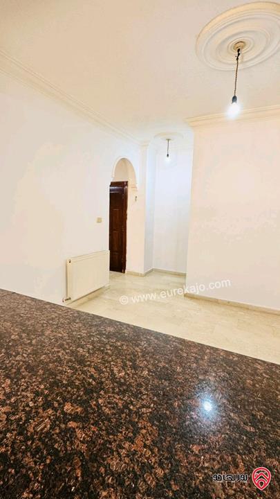 شقة فارغة طابق أرضي مساحة 170م للإيجار في عمان - ضاحية الرشيد 