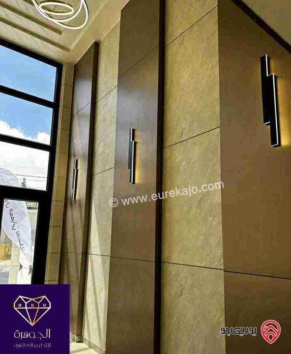 متبقي اخر 3 شقق بالعمارة أرضيات + طابق اول مساحة 185م لم تسكن لقطه وبسعر مغري جدا عرض خاص للبيع في عمان - خلدا 
