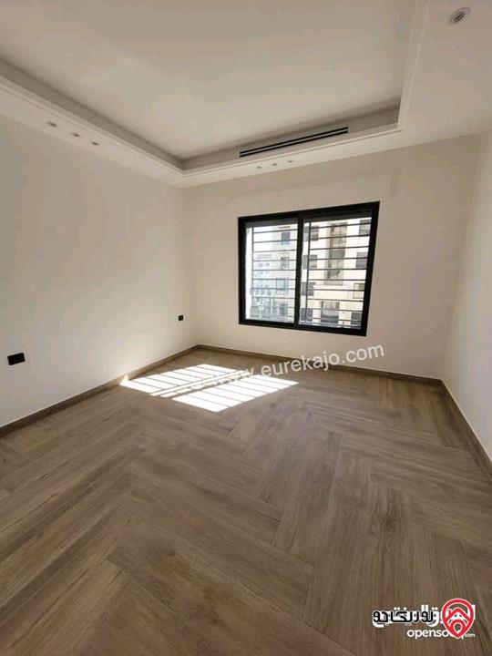 شقة فاخرة مساحة 240م جديدة لم تسكن للايجار في عمان - خلدا 