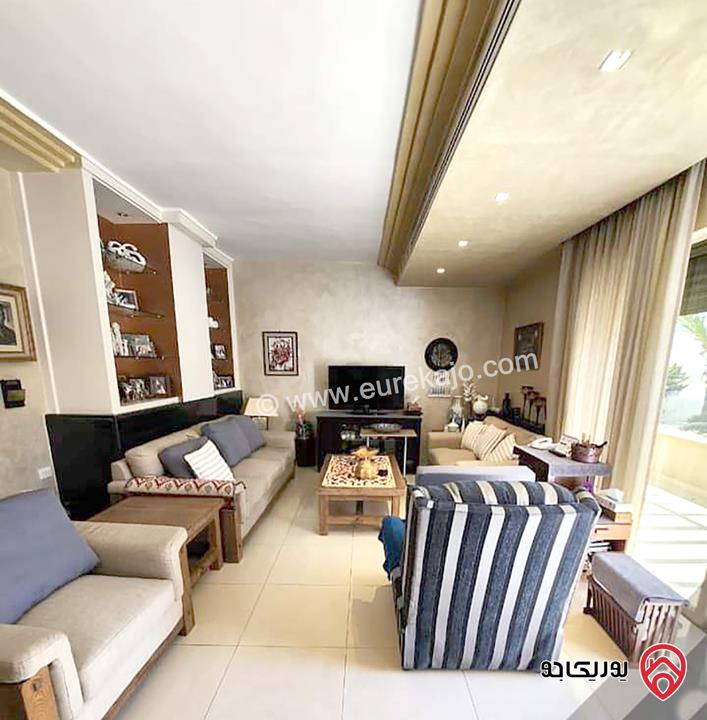 فيلا مستقلة مفروشة بالكامل مع مسبح مساحة البناء 720م على أرض 800م للايجار في عمان - عبدون