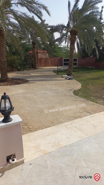 شاليه مساحة البناء 350م على أرض 4 دونم للبيع في منطقة غور نمرين – الشونة الجنوبية  