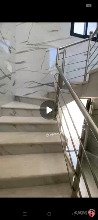 فيلا مستقلة فاخرة جدا مساحة 300م على أرض 400م للبيع في عمان - ربوة عبدون جديدة لم تسكن بسعر مغري جدا 