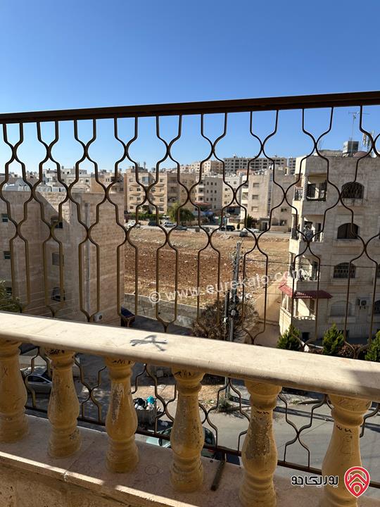 شقة مساحة 126م طابق ثالث للبيع في عمان - ضاحية الامير حسن 