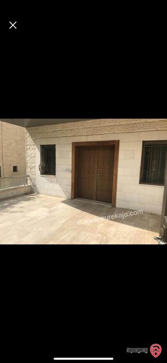 شقة ديلوكس طابق ارضي مساحة 190م داخلي و 50م خارجي للايجار في عمان - تلاع العلي 