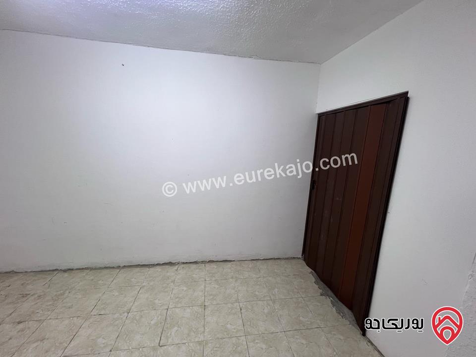 بناية سكنية مكونة من 6 شقق على أرض 180م للبيع في الرصيفة مقابل مسجد النور 