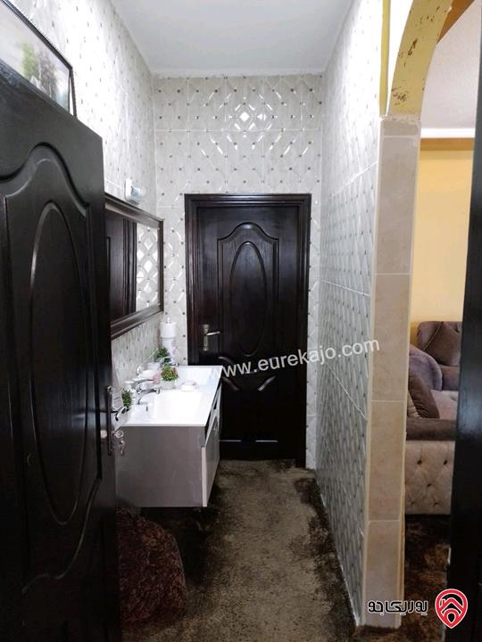 فيلا مساحة 200م على أرض 460م للبيع في عمان - شفا بدران منطقة الكوم