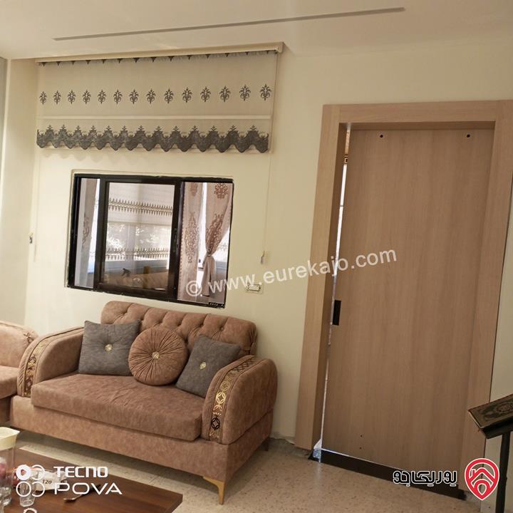 منزل مساحة 220م على أرض 275م للبيع في عمان - ام نوارة 