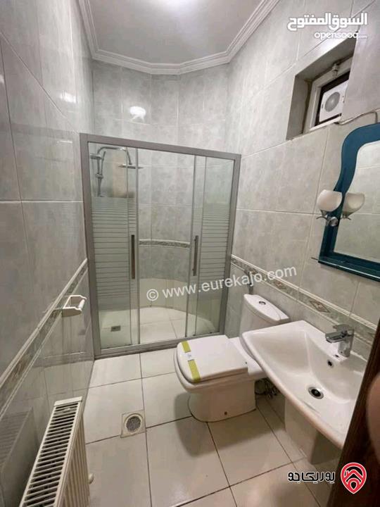 شقة فارغة طابق ثانى مساحة 160م للإيجار في عمان - خلدا 