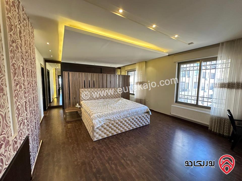 شقة طابق ثالث دوبلكس مساحة 281م للبيع في عمان - خلدا