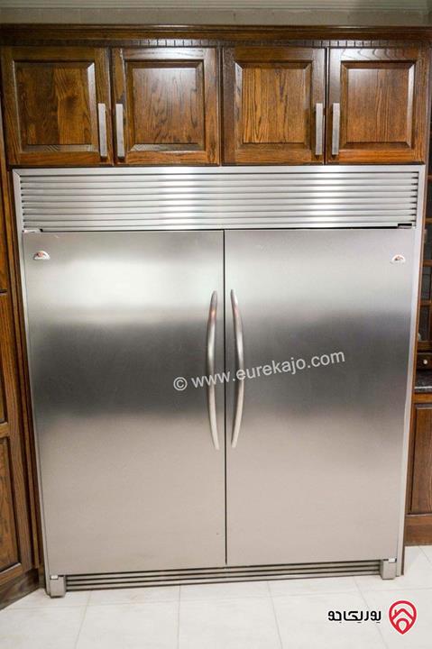 فيلا متلاصقة مساحة 930م على أرض 420م للبيع في عمان - ضاحية الرشيد 