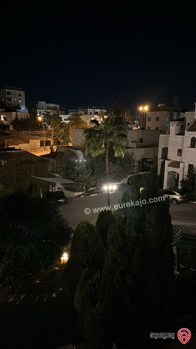 فيلا مساحة 600م على أرض 1 دونم للبيع في عمان - دابوق