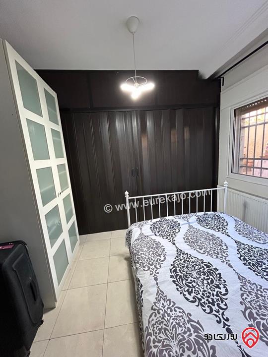 شقة مفروشة شبه ارضية مساحة 140م داخلي و 200م خارجي للإيجار في عمان - البنيات