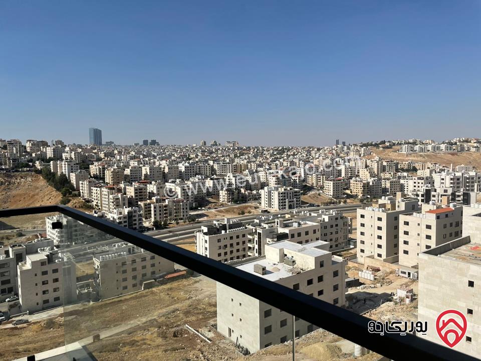 شقة للبيع في عمان - دير غبار طابق اخير مع روف مساحة البناء 180م ومساحة الترس 80م