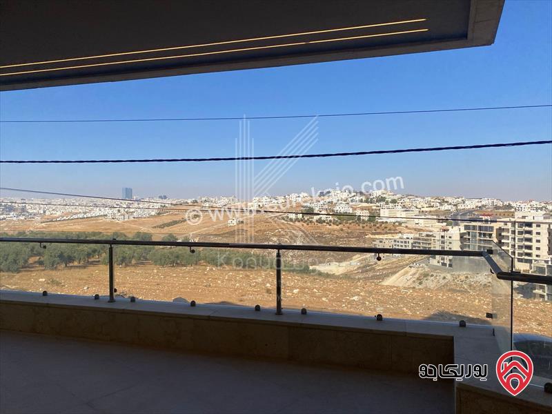 شقة مميزة وحديثة البناء مساحة 250م داخلي و 100م خارجي للبيع في عمان - الغباشية / طريق المطار