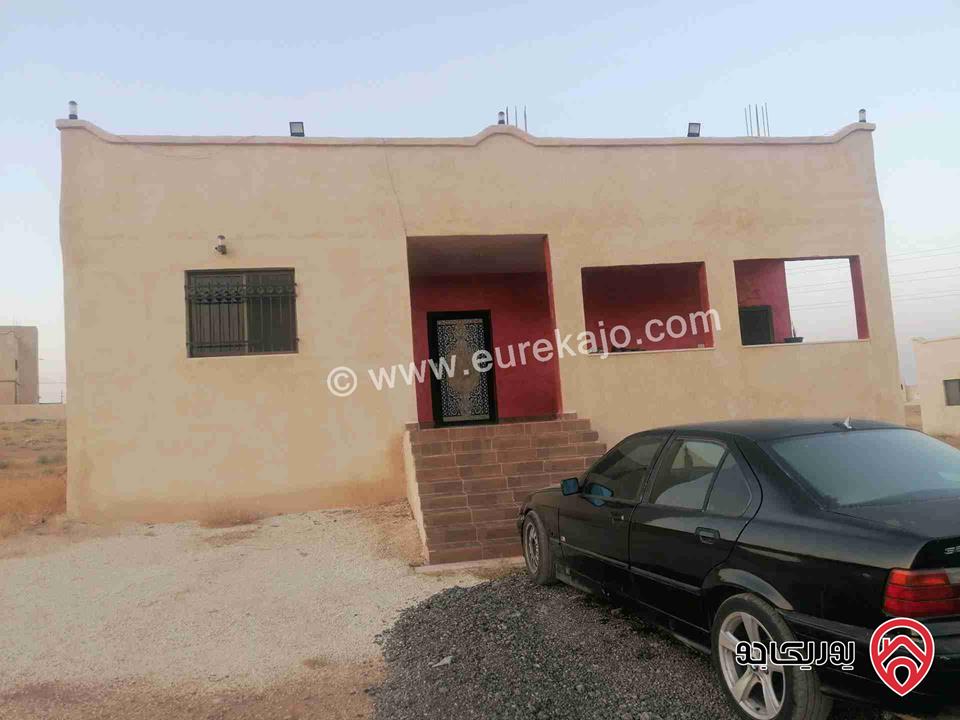 بيت مستقل مساحة 185م على أرض 1500م للبيع في عمان - الموقر - مغاير مهنا 