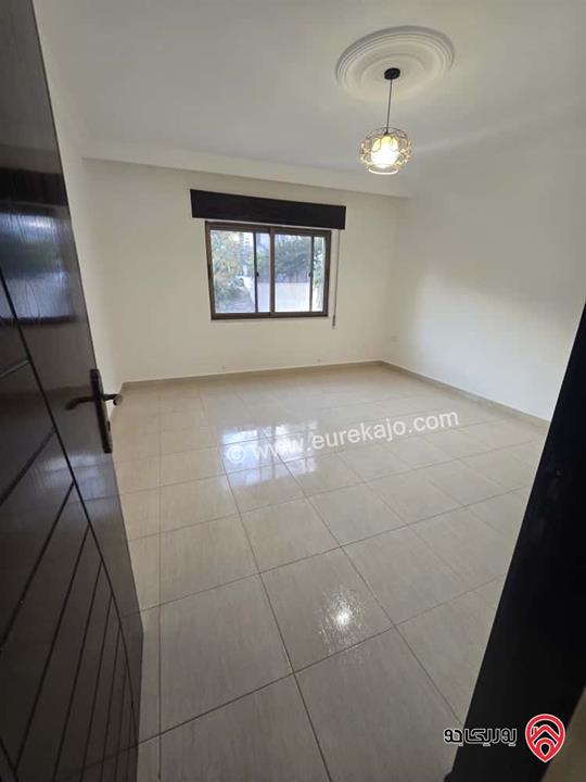 شقة فارغة شبه أرضية مساحة 180م للايجار في عمان - ضاحية الرشيد