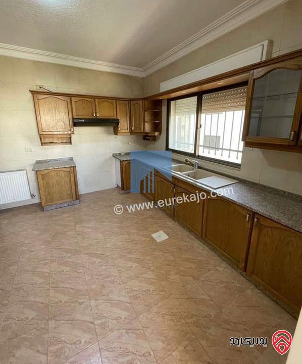 شقة مميزة للبيع في عمان - خلدا قرب المدارس المستقلة طابق ثالث 190م تشطيب سوبر ديلوكس