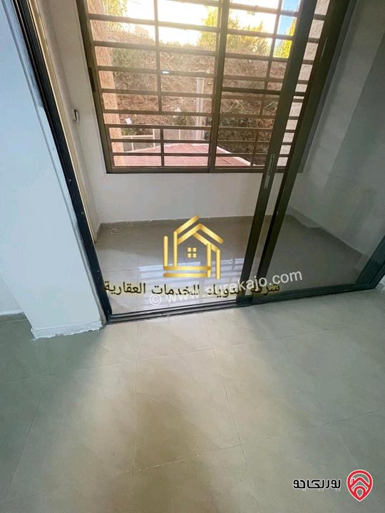 شقة فارغة طابق ارضي معلق مساحة 150م للإيجار في عمان - ضاحية الأمير راشد 