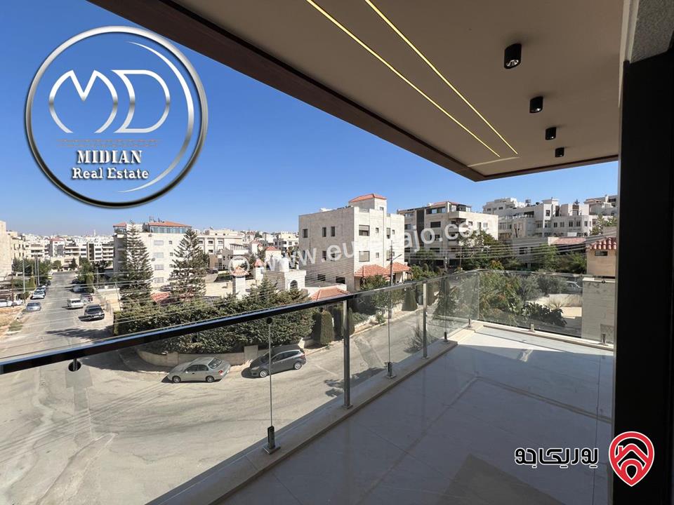 شقق جديدة للبيع في عمان - ضاحية النخيل مساحات 190م تشطيبات و ديكورات عصرية فاخرة اطلالة جميلة