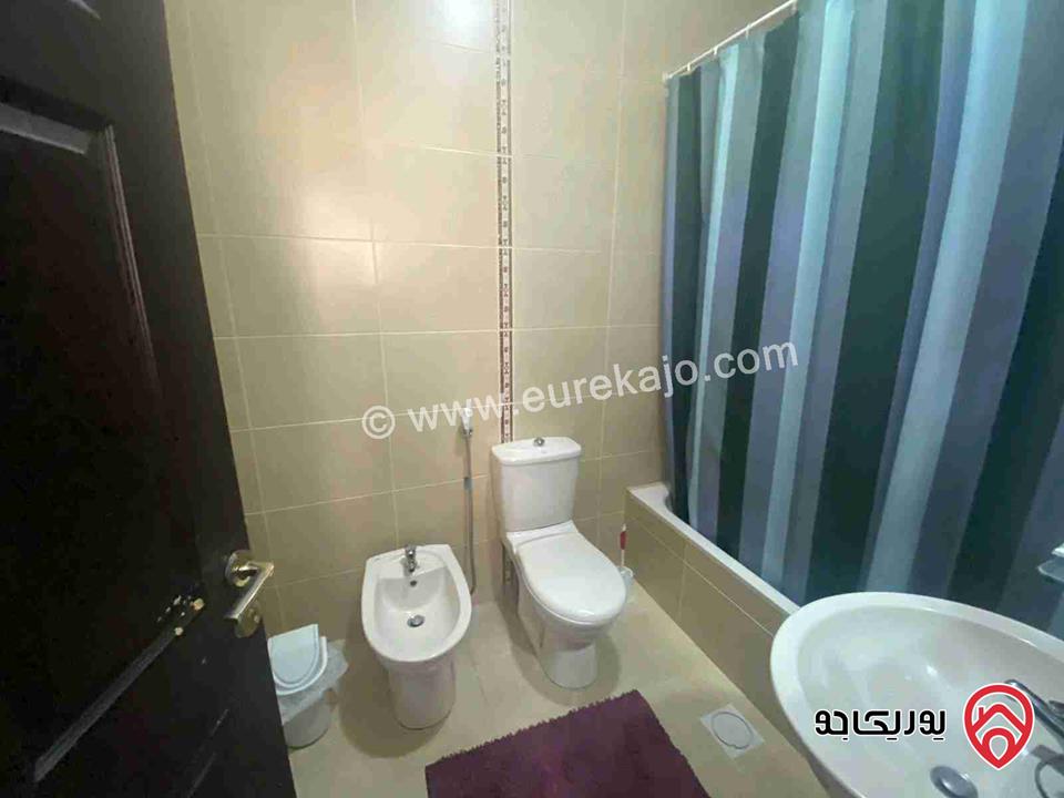 شقة مساحة 195 متر طابق اول للبيع في خلدا