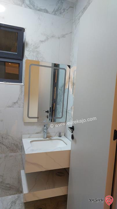 شقة ارضية مساحة 150م داخلي و 90م خارجي للبيع في عمان - عرجان 