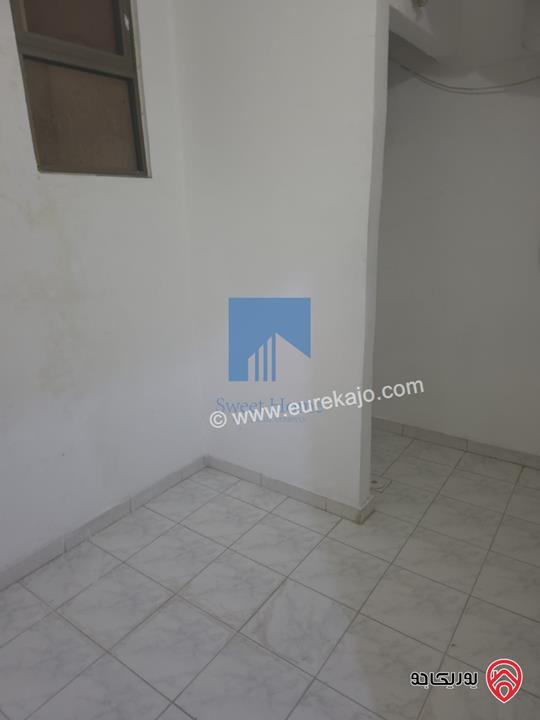 شقة مميزة للبيع في عمان - خلدا قرب الموفنبيك ومطعم ورد طابق ثاني 212م بسعر مغري