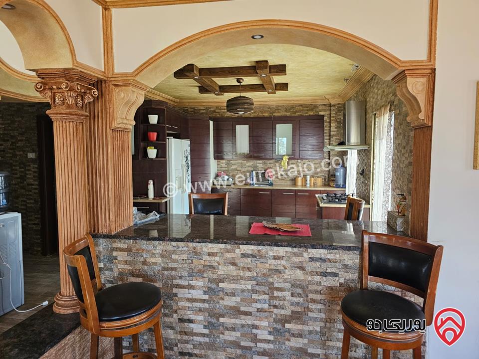 مزرعة ريفية مساحة الأرض 3 دونم و 500م والبناء 130م للبيع في السلط - الصبيحي