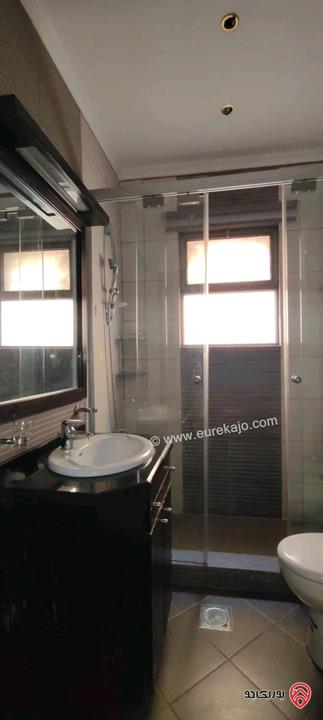 شقة ارضية مساحة 350م للبيع في عمان - دير غبار 