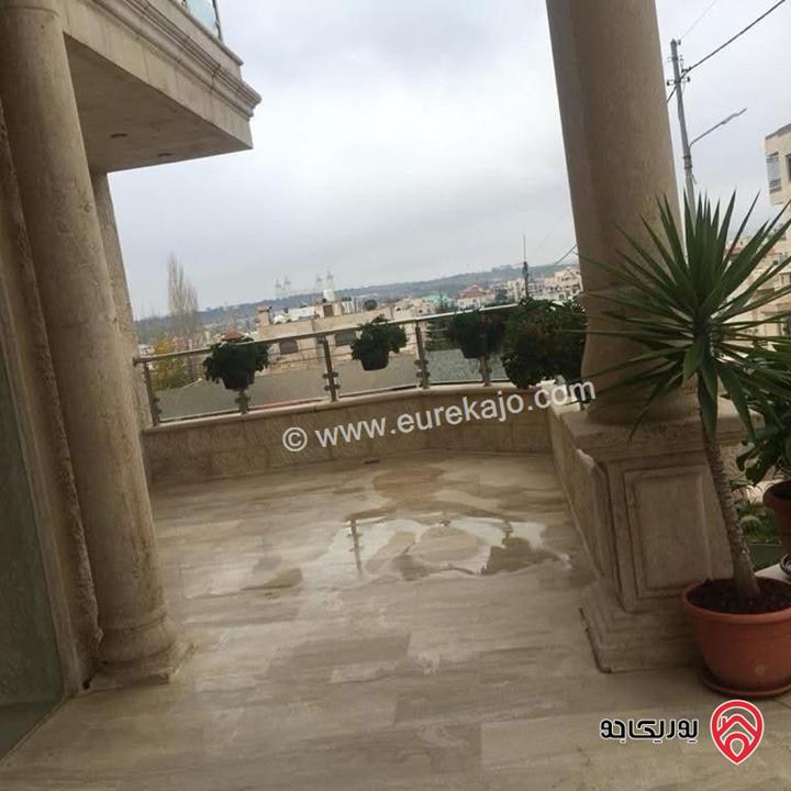 فيلا فخمة مساحة 1170م على أرض 822م للبيع في عمان - خلدا / شارع المعارف 