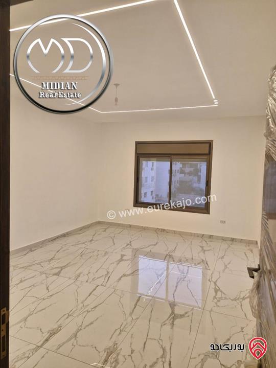 شقق جديدة للبيع في عمان - ضاحية الرشيد طابق شبه ارضي مساحة 170م تشطيبات سوبر ديلوكس و بأسعار مميزة