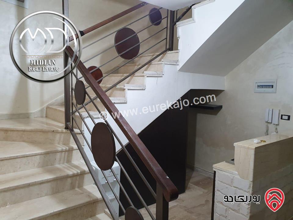 شقة دوبلكس ارضية مفروشة للايجار في عمان - الشميساني مساحة 350م 5 نوم مع ترس و حديقة 150م سوبر ديلوكس