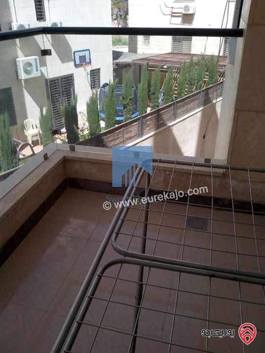 شقة مميزة للبيع في عمان - خلدا قرب الموفنبيك وخلف مطعم ورد طابق اول 100م بسعر مغري