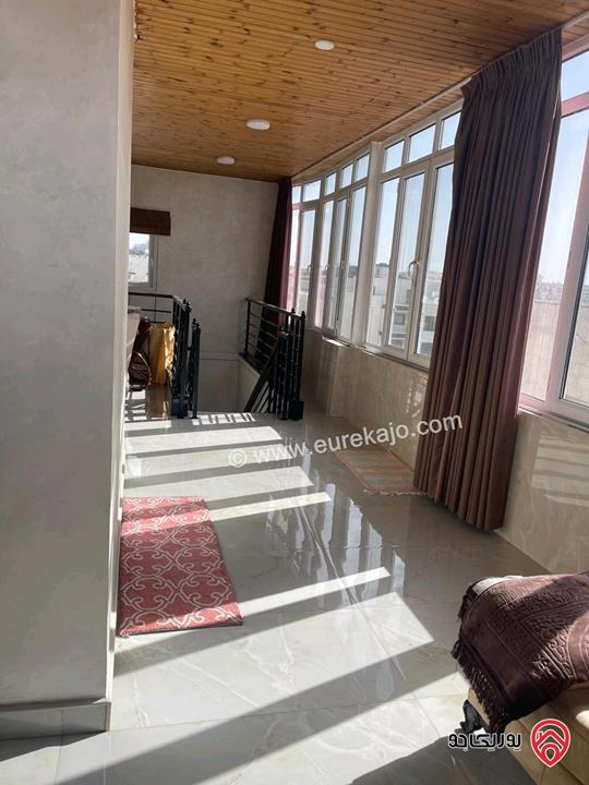 شقة طابق ثالث دوبلكس مساحة 370م للبيع في عمان - الرابية 