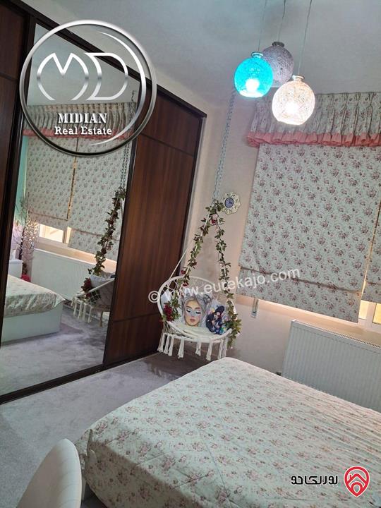 شقة للبيع في عمان - ام السماق مساحة 155م طابق ثاني سوبر ديلوكس اطلالة جميلة تصلح للاستثمار بسعر مميز