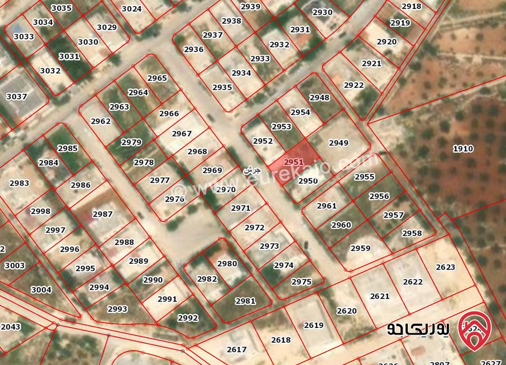 ارض سكنية مساحة 310م للبيع في جرش ضمن مشروع تطوير حضري الشواهد