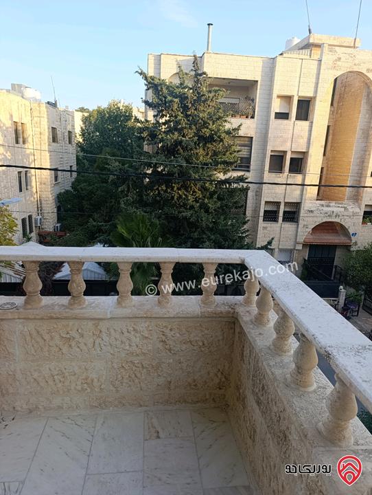 شقة مساحة 180م طابق ثالث للايجار في عمان - الرابية