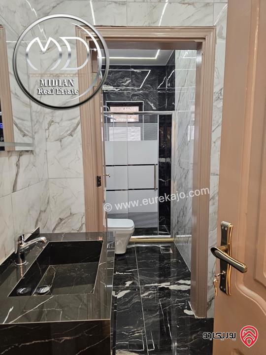 شقة فارغة للايجار في عمان - ضاحية الامير راشد مساحة 300م 4 نوم طابق اول تشطيبات و ديكورات فاخرة