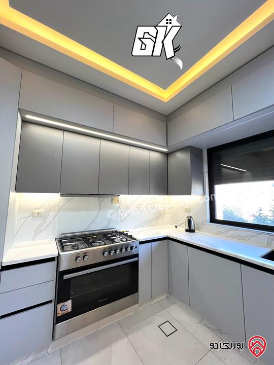 شقة مفروشة طابق ثاني مساحة 190م للإيجار في عمان - خلدا