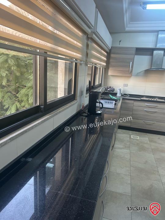 Furnished 3bedrooms (250) sqm apartment for rent in Amman - Abdoun 