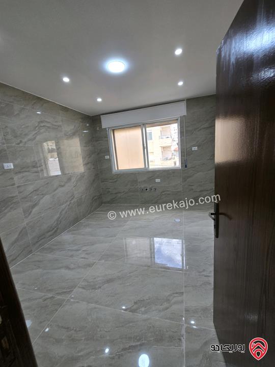 شقة مساحة 100م طابق ثالث للبيع في عمان - الجاردنز 