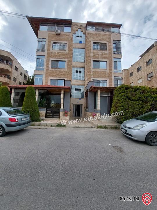 شقة مساحة 190م طابق أول للبيع في عمان - تلاع العلي