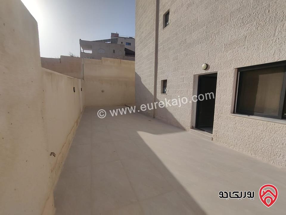 شقق عدد 2 مساحة 200م طابق شبه أرضي وطابق أرضي للبيع في عمان - شفا بدران     	 