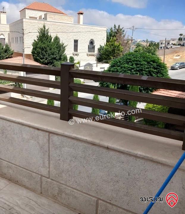شقة طابق اول من فيلا مساحة 250م للايجار في عمان - دابوق 