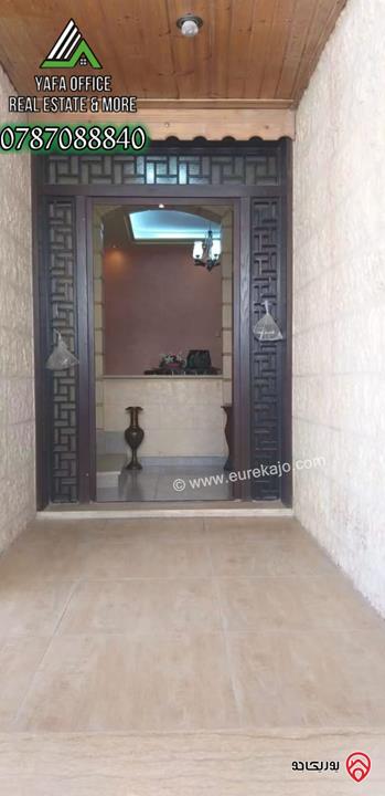 بيت مستقل مساحة 300م على أرض 415 م للبيع في الزرقاء – جبل طارق