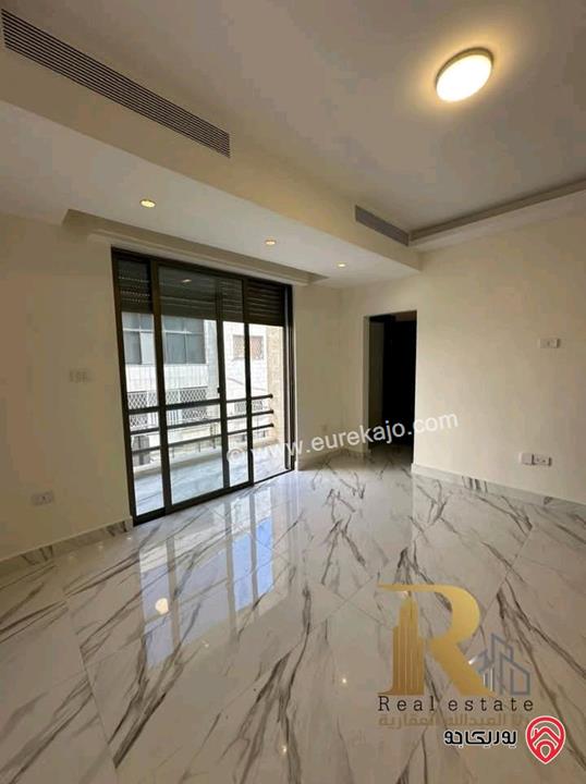 شقة سكنية استثمارية جديدة مساحة 75م للبيع في عمان - دير غبار