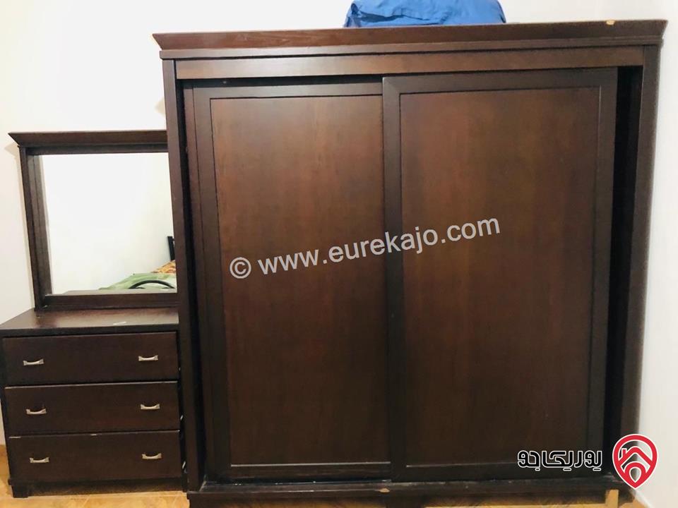 شقه مساحة 90م طابق أول مفروشة للبيع في عمان - الجبيهة - البوابة الشمالية للجامعة الاردنيه - قرب اشارات المنهل
