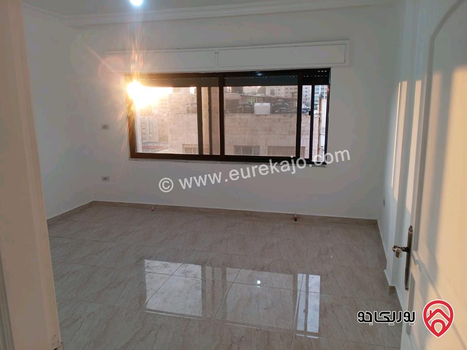 شقة مساحة 171م طابق اول للبيع في عمان - تلاع العلي